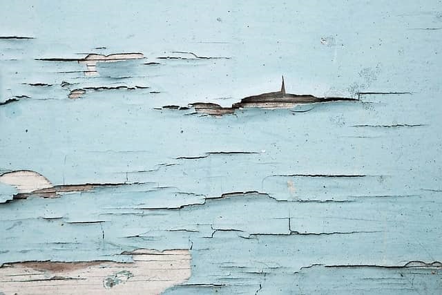 daños en pared por rotura de tubería